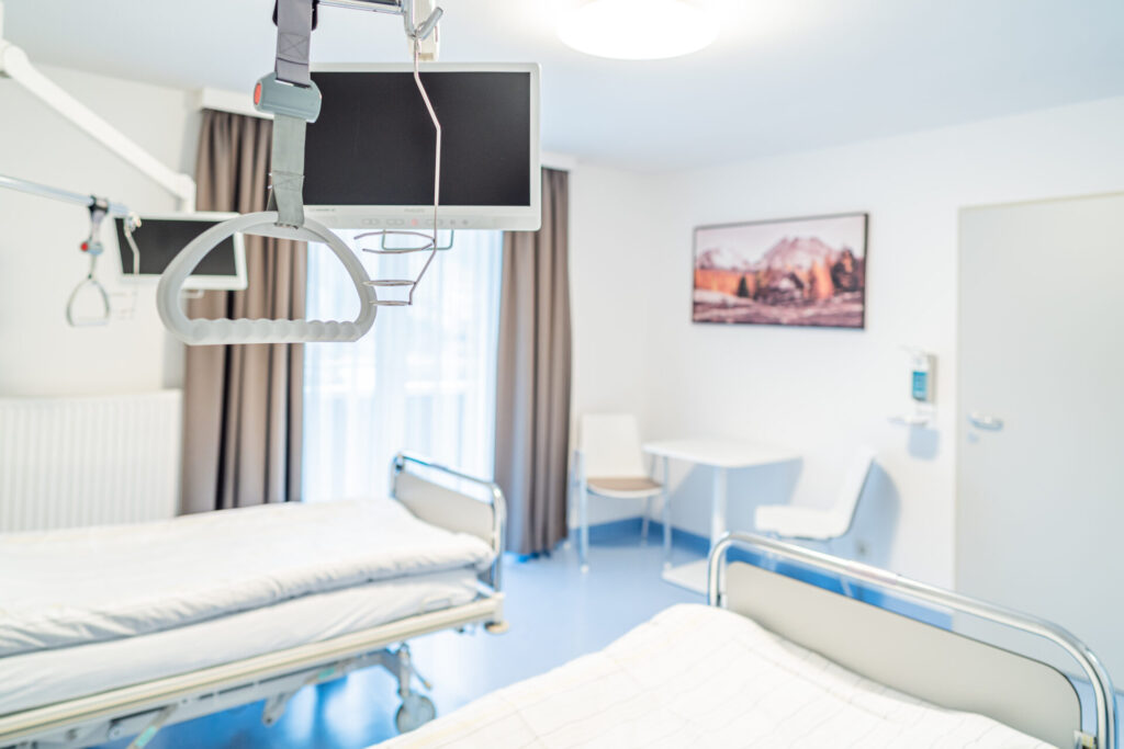 patientenzimmer sportklinik 02