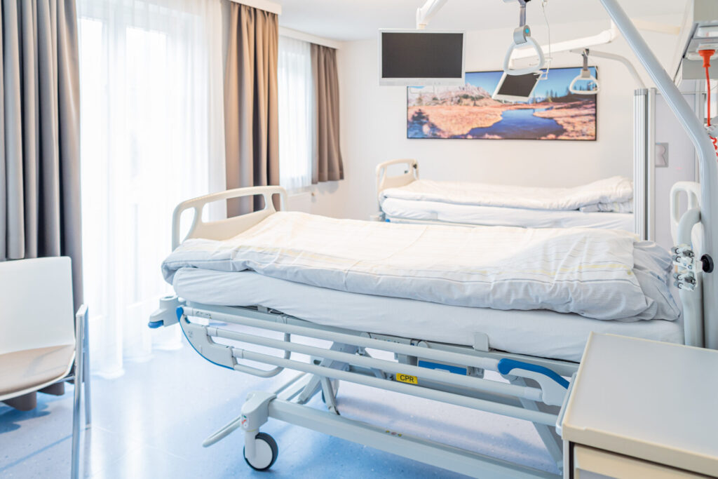 patientenzimmer sportklinik 04